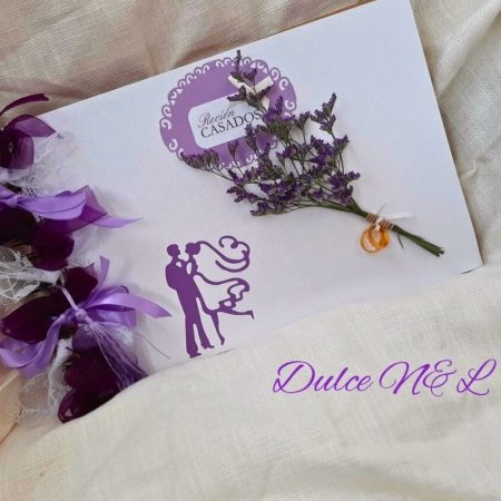 álbum violeta